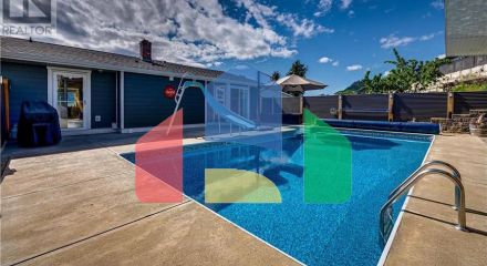 Residential - Single Family Home - Coldstream, Canada - Canada