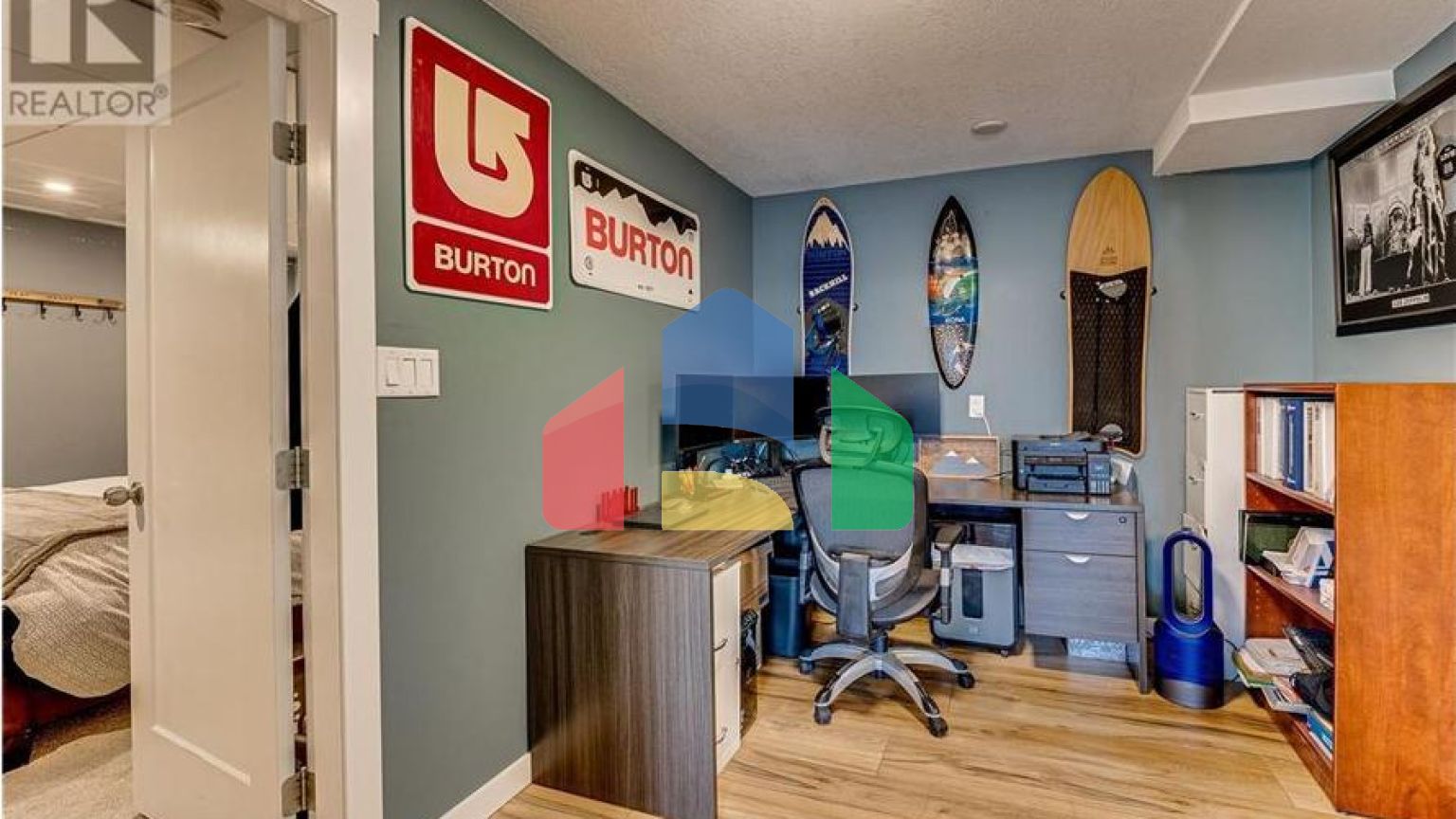 Residential - Single Family Home - Coldstream, Canada - Canada