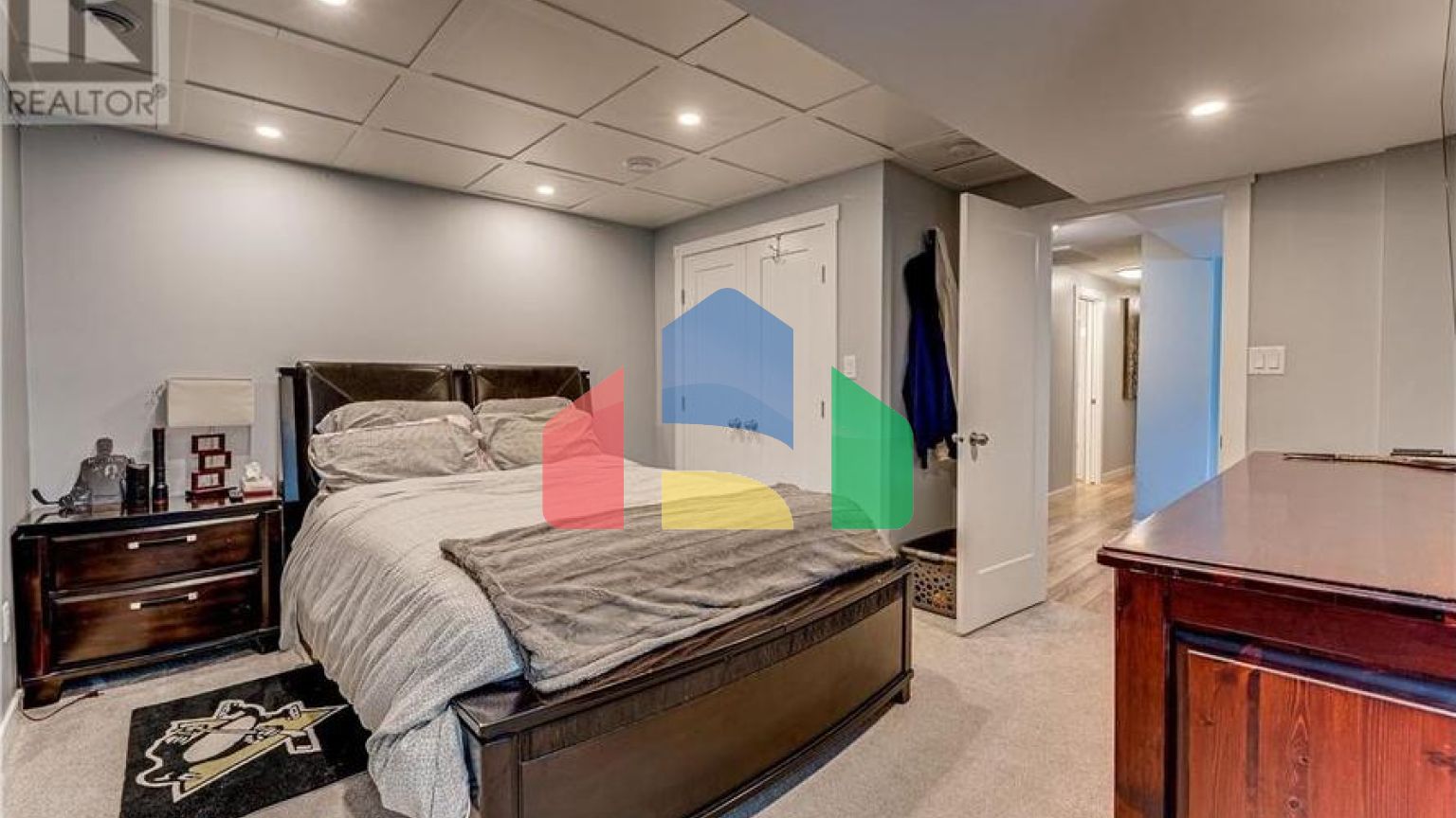 Residential - Single Family Home - Coldstream, Canada - Canada