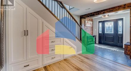 Residential - Single Family Home - Coldstream, Canada - Canada