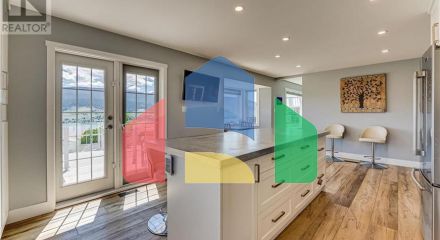 Residential - Single Family Home - Coldstream, Canada - Canada