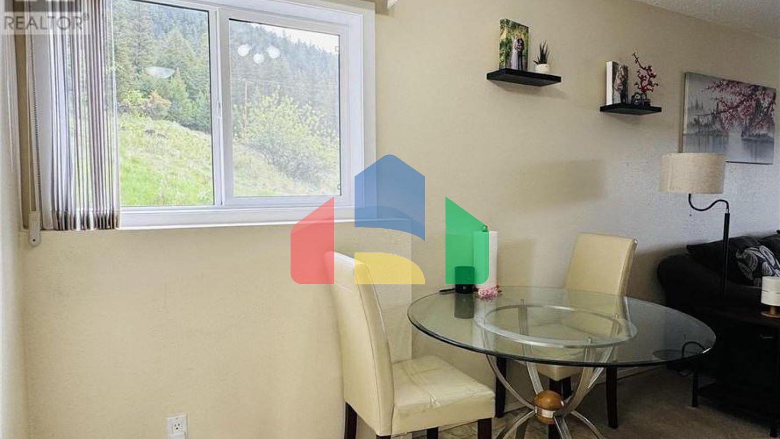 Residential - Condo/Apartment - Williams Lake, Canada - Canada