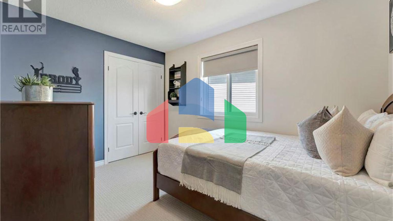 Residential - Single Family Home - North Dumfries, Canada - Canada