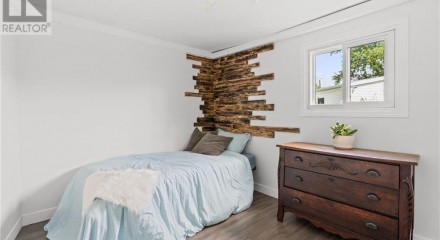 Residential - Single Family Home - McGregor, Canada - Canada