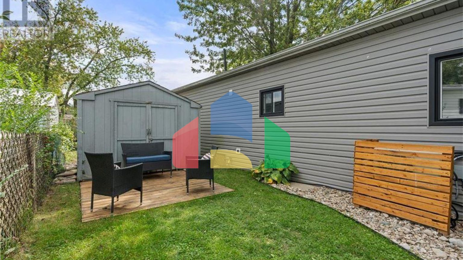 Residential - Single Family Home - McGregor, Canada - Canada