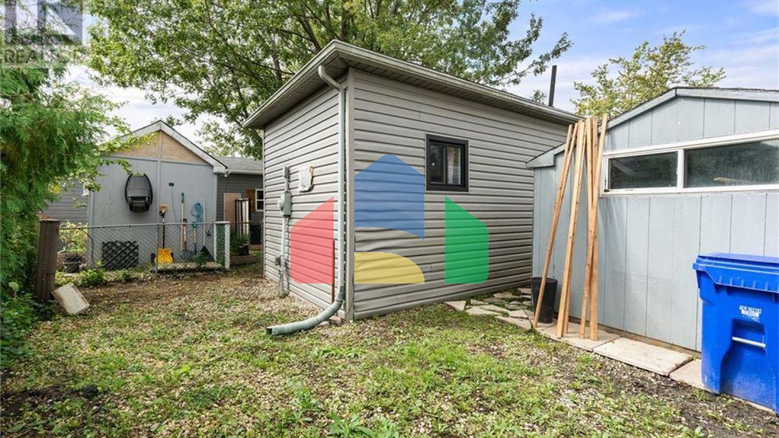 Residential - Single Family Home - McGregor, Canada - Canada