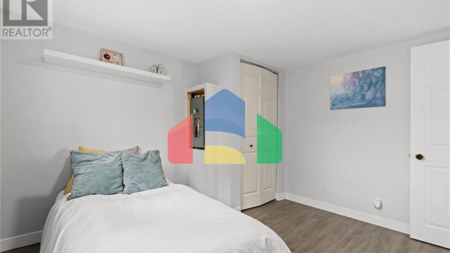 Residential - Single Family Home - McGregor, Canada - Canada