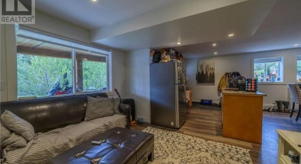 Residential - Single Family Home - Sun Peaks, Canada - Canada