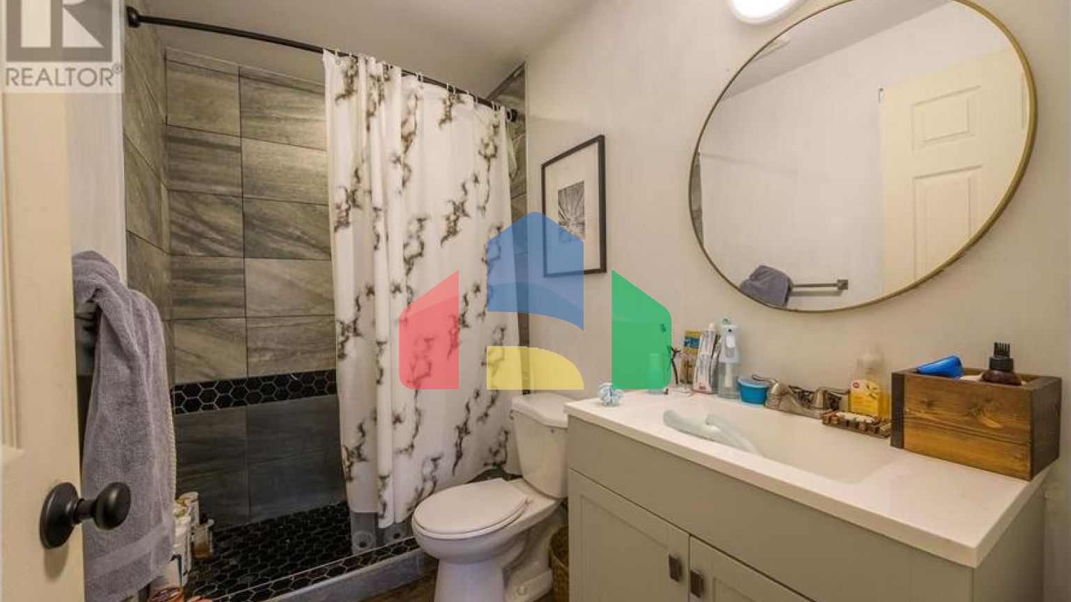 Residential - Single Family Home - Sun Peaks, Canada - Canada