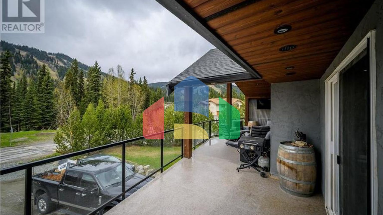 Residential - Single Family Home - Sun Peaks, Canada - Canada