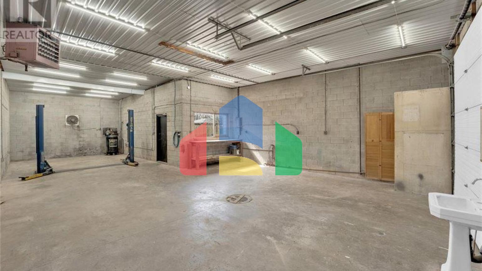 Residential - Single Family Home - Belle River, Canada - Canada