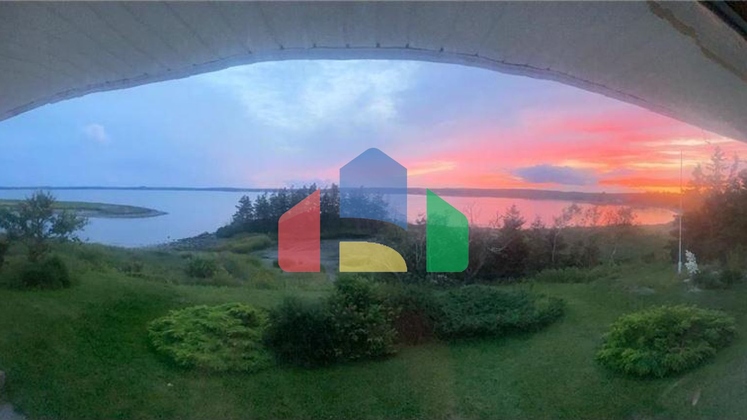 Residential - Single Family Home - Round Island, Canada - Canada