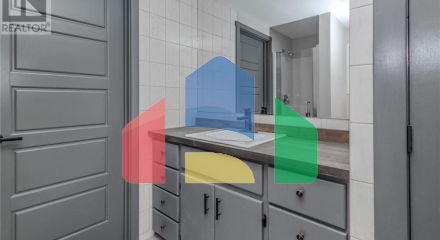 Residential - Single Family Home - Round Island, Canada - Canada