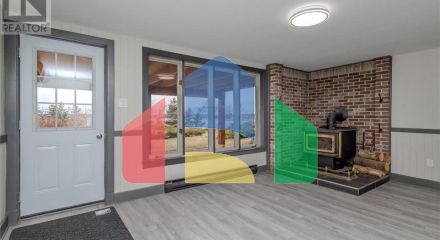 Residential - Single Family Home - Round Island, Canada - Canada