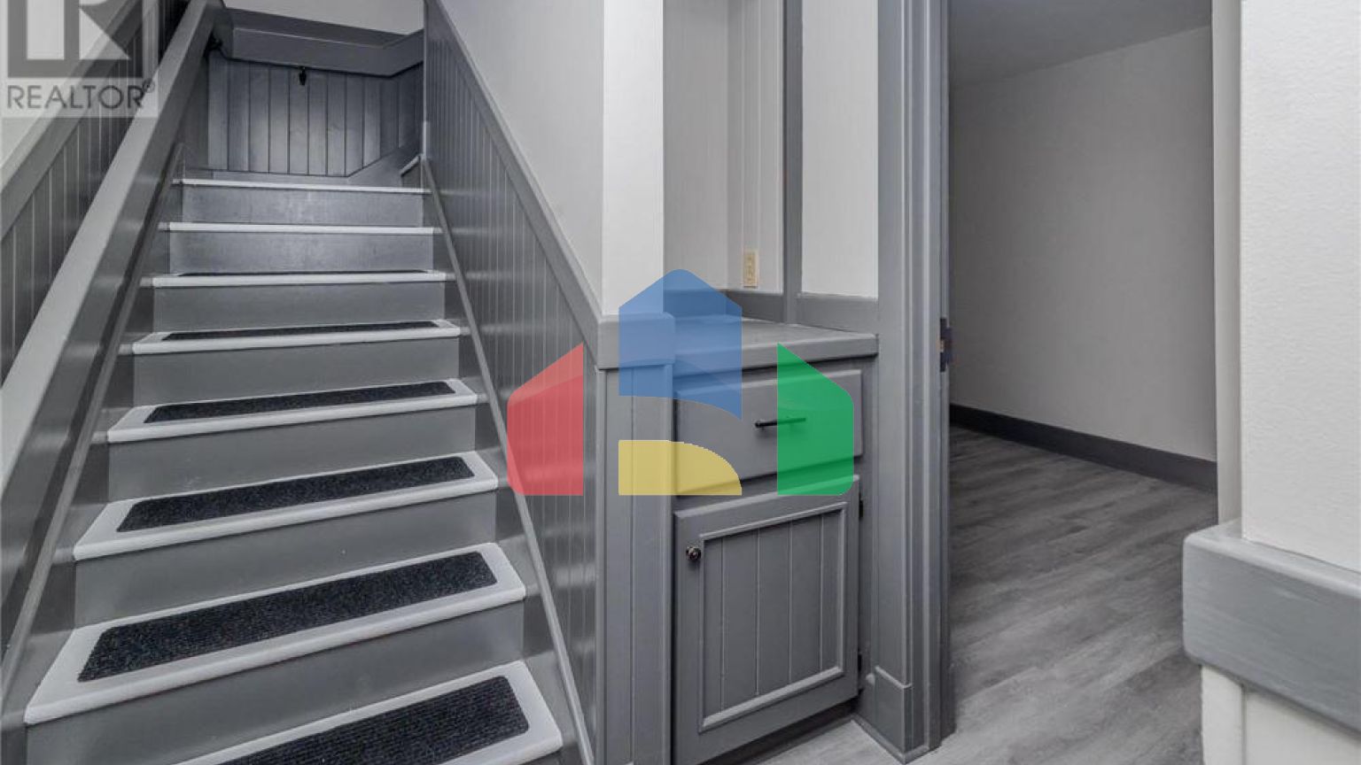 Residential - Single Family Home - Round Island, Canada - Canada