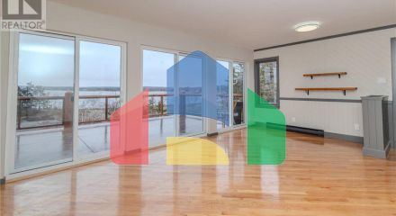 Residential - Single Family Home - Round Island, Canada - Canada