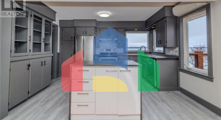 Residential - Single Family Home - Round Island, Canada - Canada