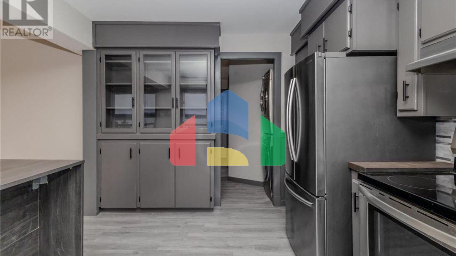 Residential - Single Family Home - Round Island, Canada - Canada