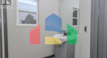 Residential - Single Family Home - Round Island, Canada - Canada