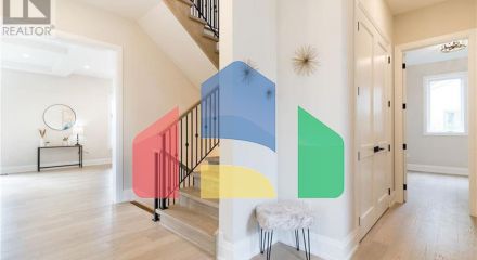 Residential - Single Family Home - Winona, Canada - Canada