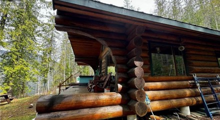 Residential - Single Family Home - Sicamous, Canada - Canada