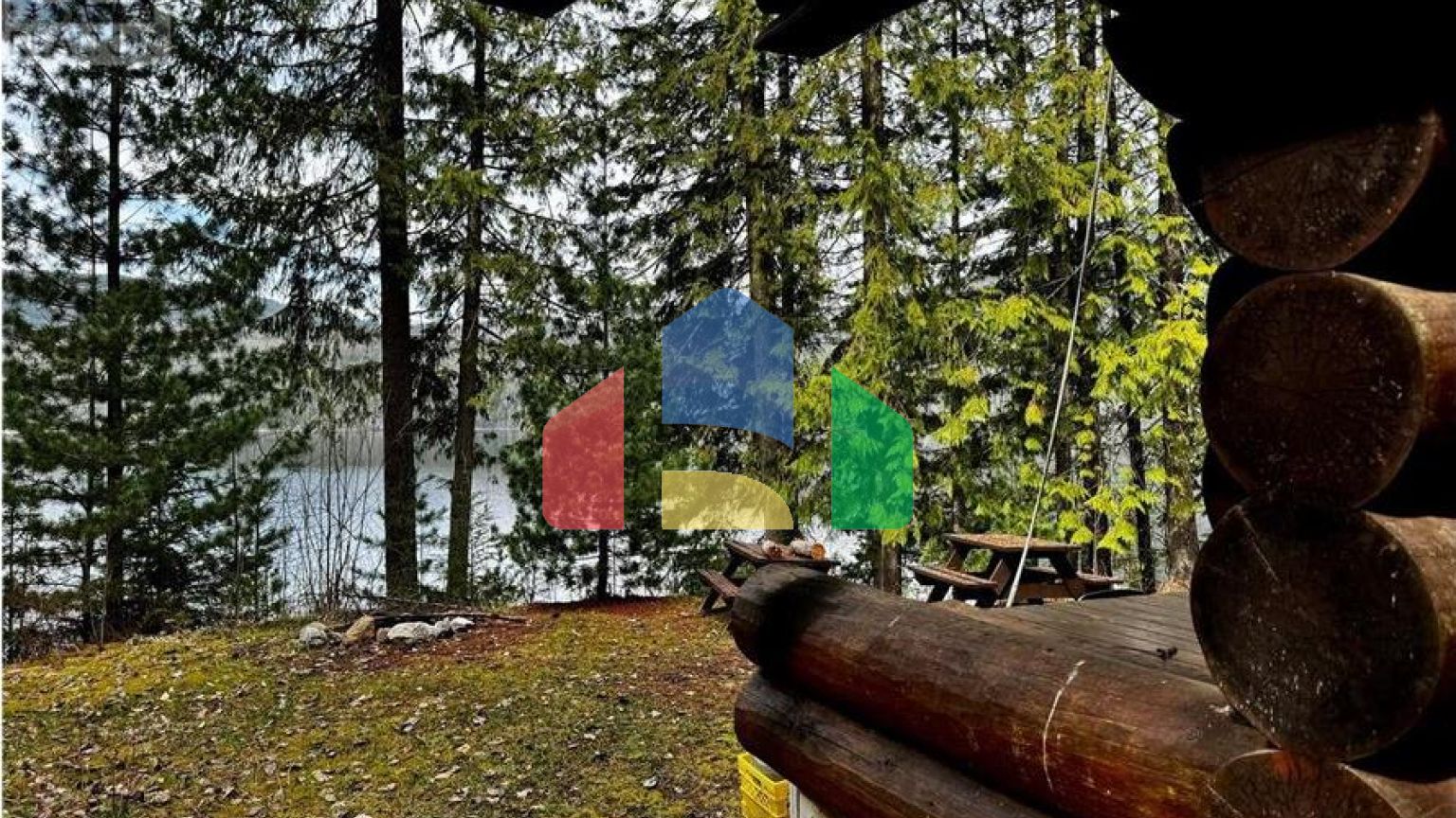 Residential - Single Family Home - Sicamous, Canada - Canada