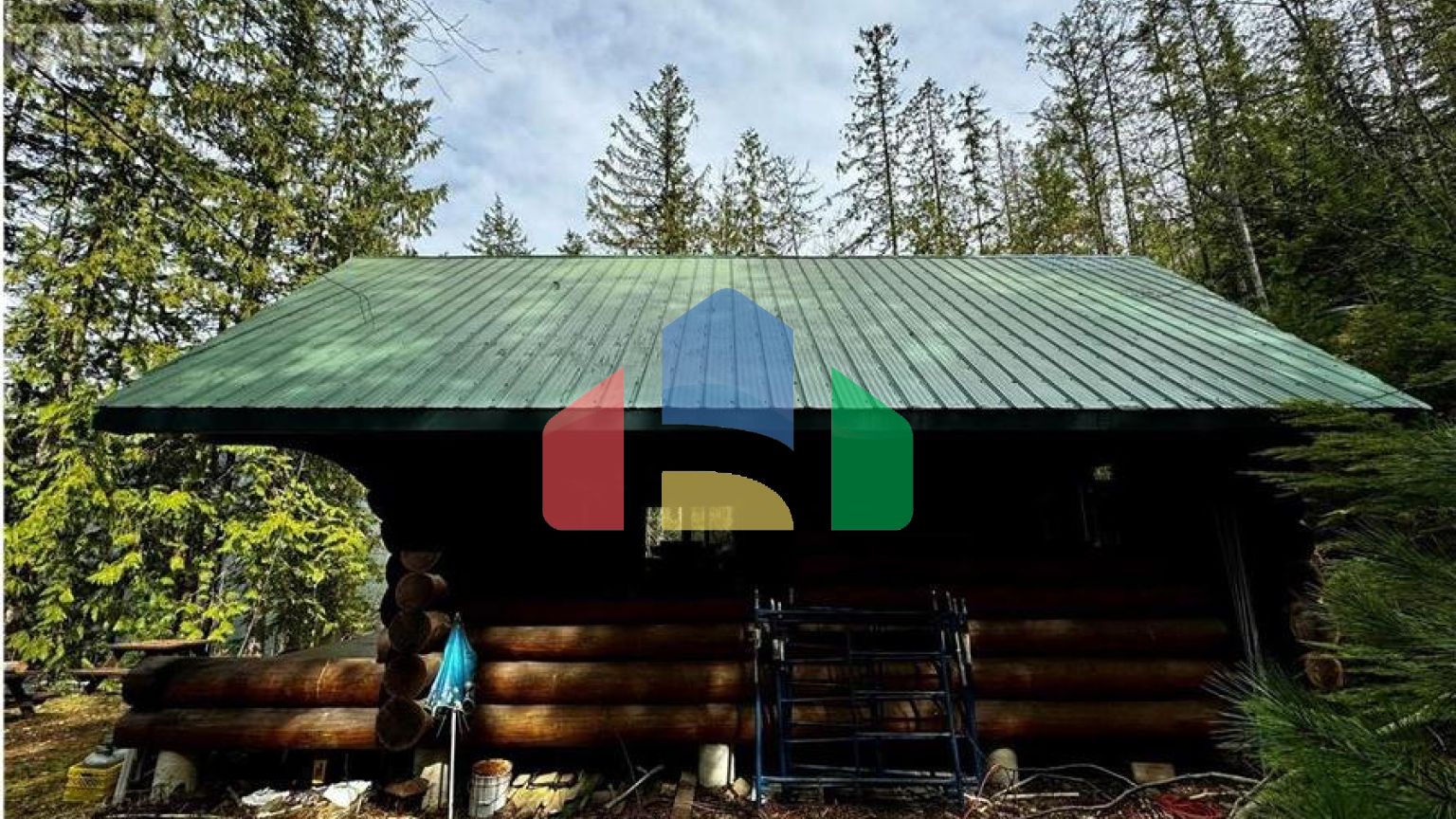 Residential - Single Family Home - Sicamous, Canada - Canada