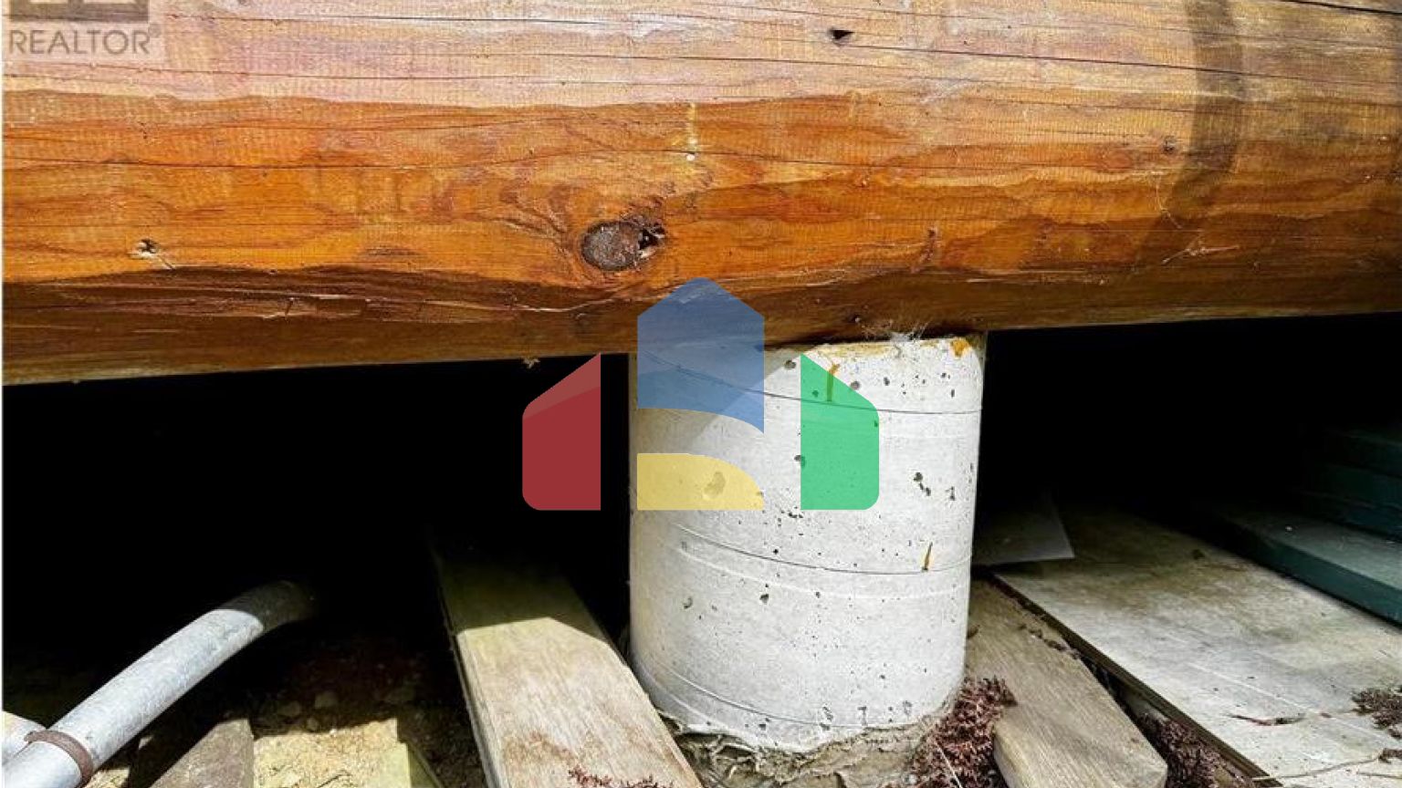 Residential - Single Family Home - Sicamous, Canada - Canada