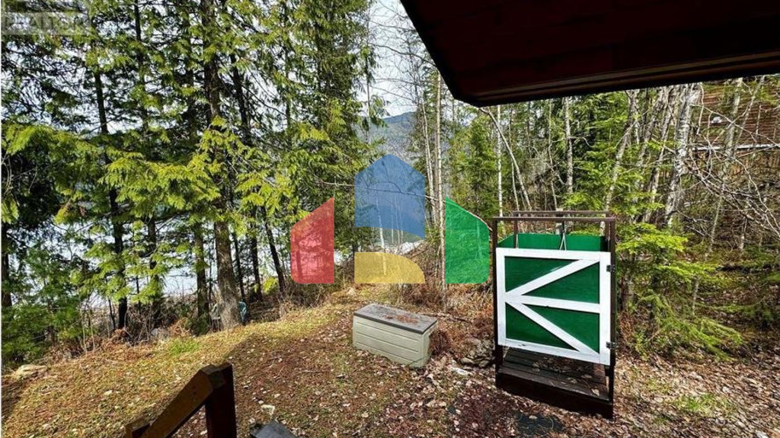 Residential - Single Family Home - Sicamous, Canada - Canada