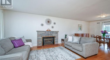 Residential - Single Family Home - Smiths Falls, Canada - Canada