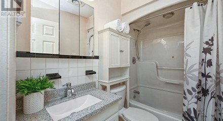 Residential - Single Family Home - Smiths Falls, Canada - Canada