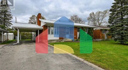 Residential - Single Family Home - Smiths Falls, Canada - Canada