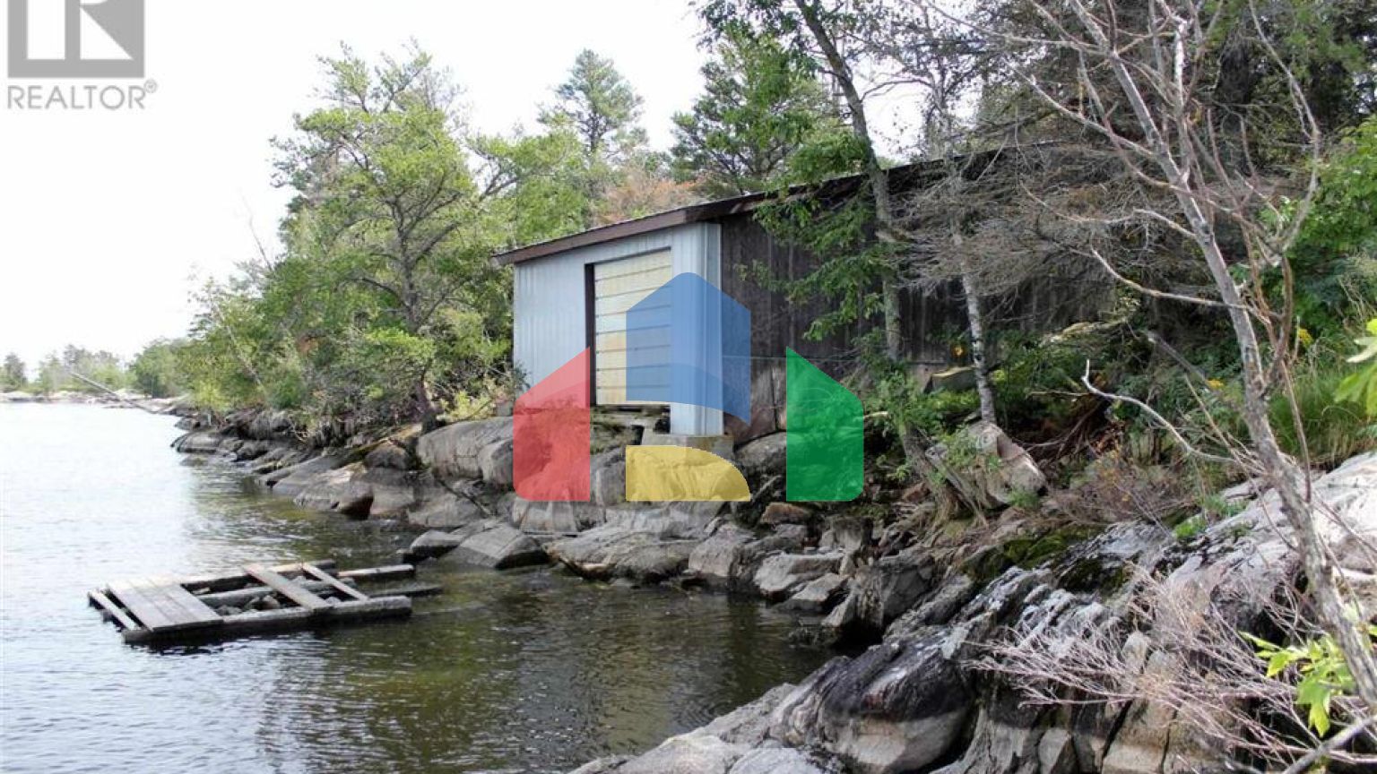 Residential - Single Family Home - Rainy River, Canada - Canada