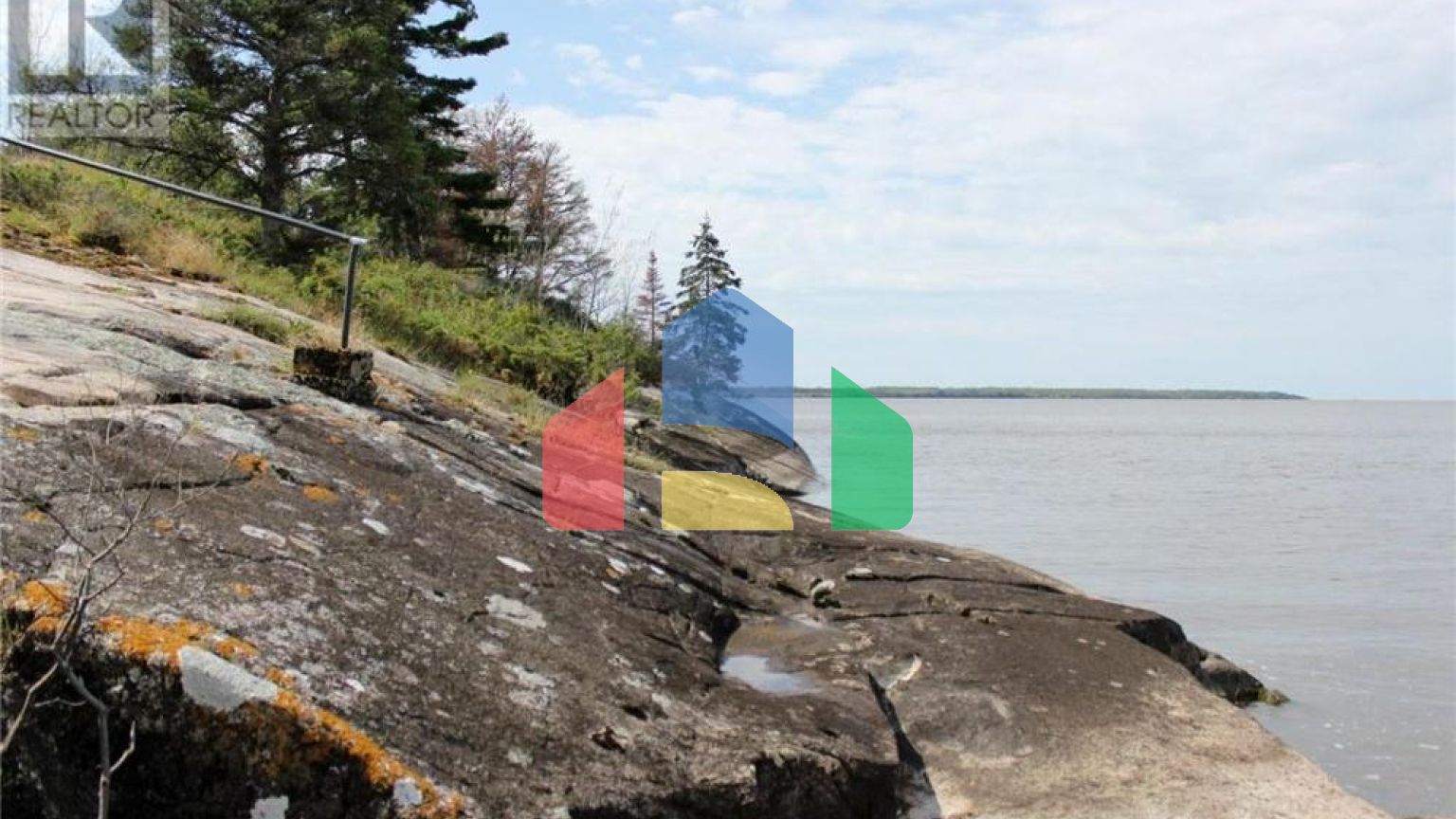 Residential - Single Family Home - Rainy River, Canada - Canada