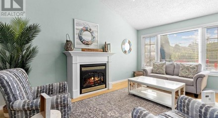 Residential - Single Family Home - Southampton, Canada - Canada
