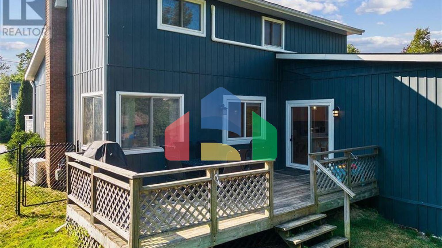 Residential - Single Family Home - Southampton, Canada - Canada