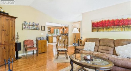 Residential - Single Family Home - Kincardine, Canada - Canada