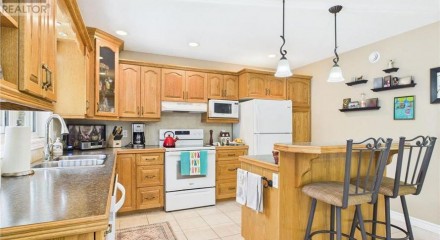 Residential - Single Family Home - Kincardine, Canada - Canada