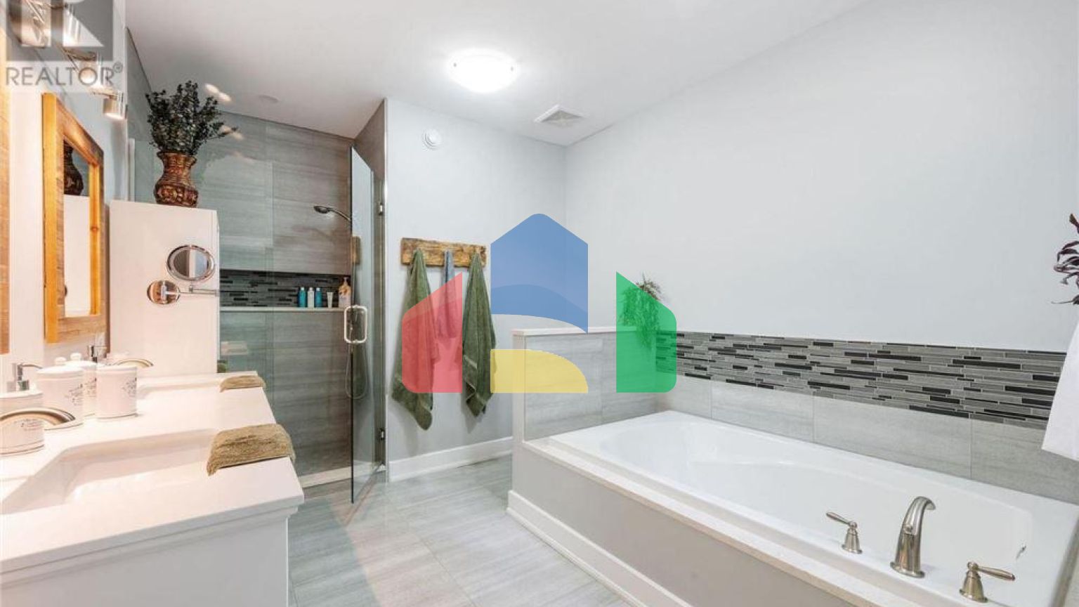 Residential - Single Family Home - Drummond, Canada - Canada