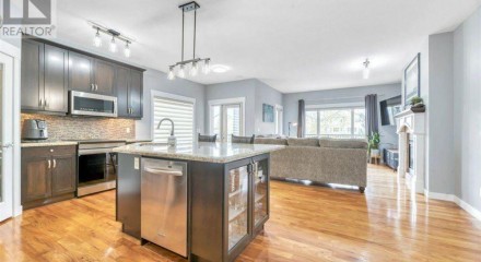 Residential - Condo/Apartment - Chestermere, Canada - Canada