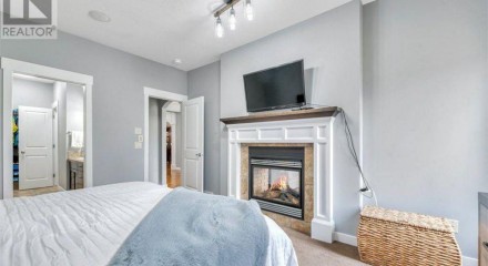 Residential - Condo/Apartment - Chestermere, Canada - Canada