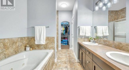 Residential - Condo/Apartment - Chestermere, Canada - Canada