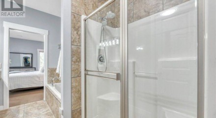 Residential - Condo/Apartment - Chestermere, Canada - Canada