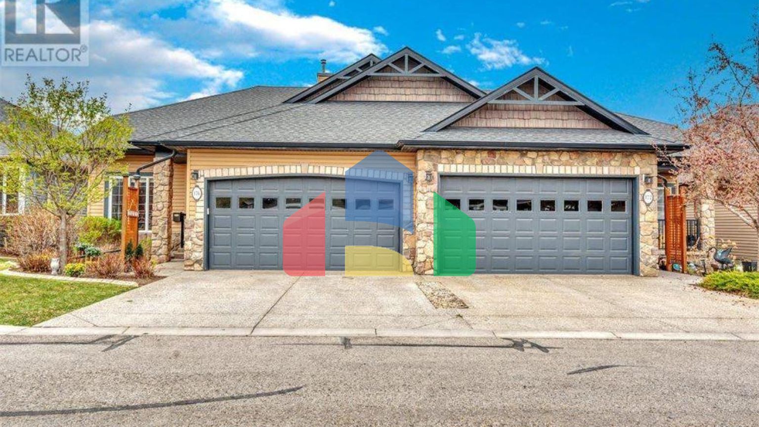 Residential - Condo/Apartment - Chestermere, Canada - Canada