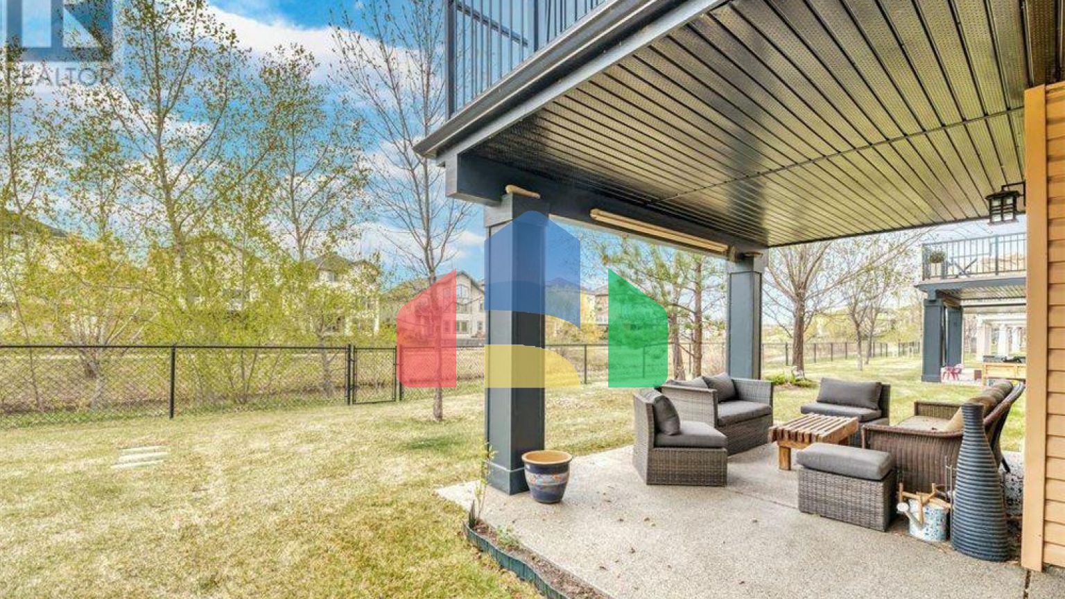 Residential - Condo/Apartment - Chestermere, Canada - Canada