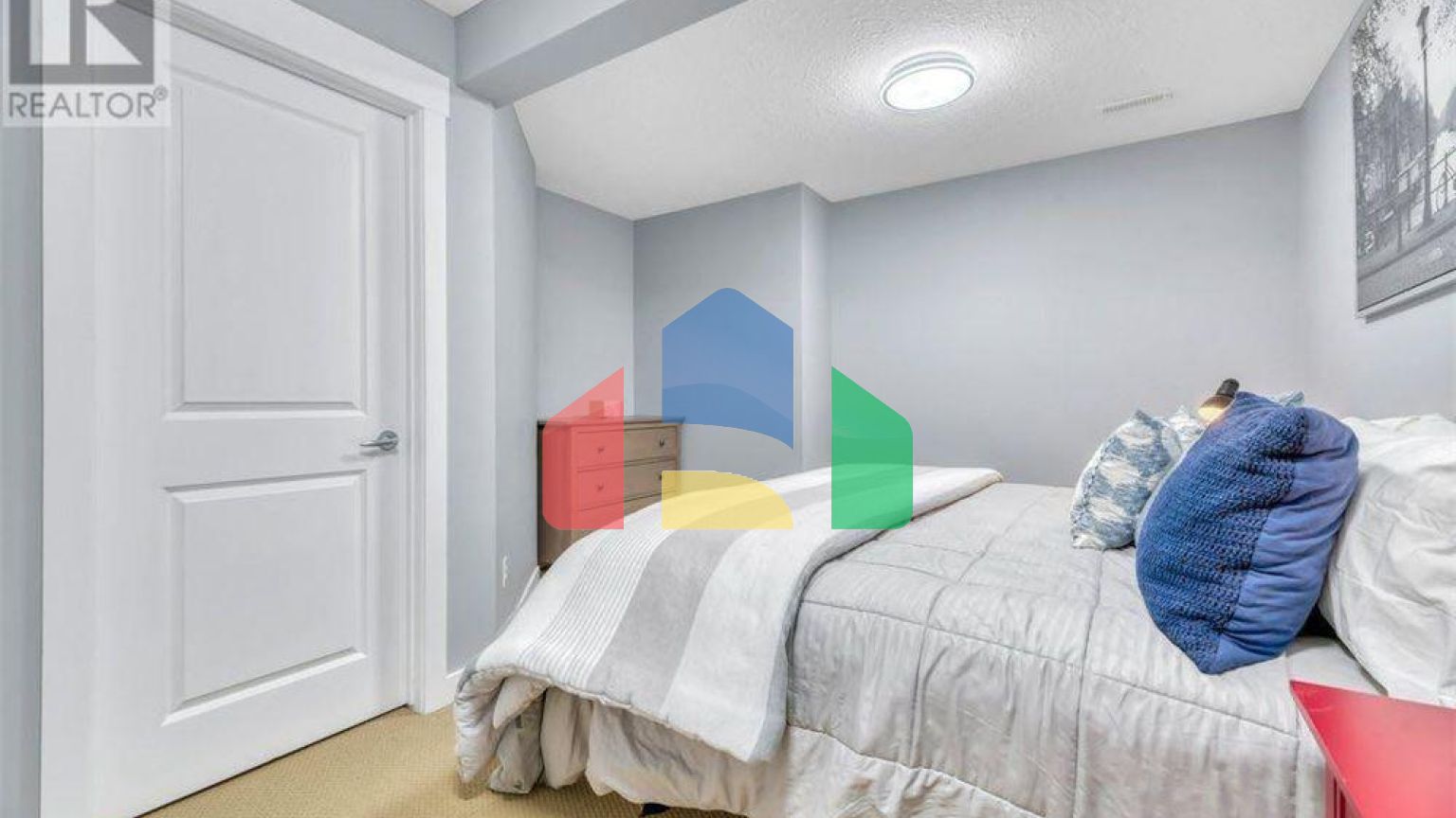 Residential - Condo/Apartment - Chestermere, Canada - Canada