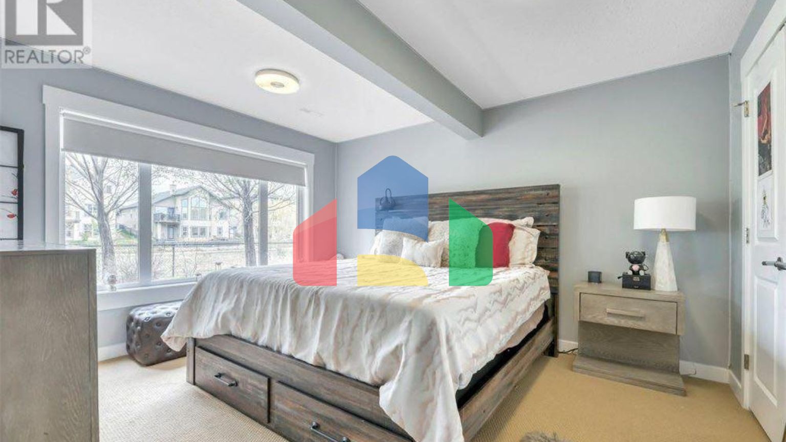 Residential - Condo/Apartment - Chestermere, Canada - Canada