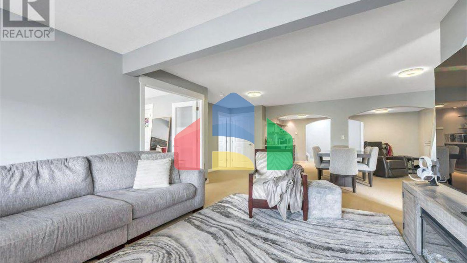 Residential - Condo/Apartment - Chestermere, Canada - Canada