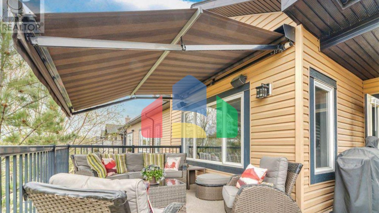 Residential - Condo/Apartment - Chestermere, Canada - Canada