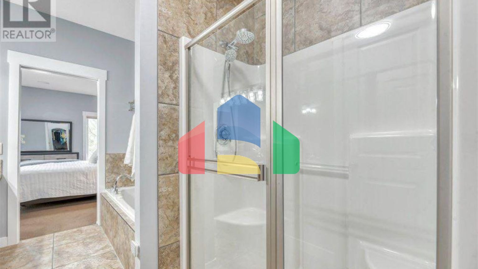 Residential - Condo/Apartment - Chestermere, Canada - Canada